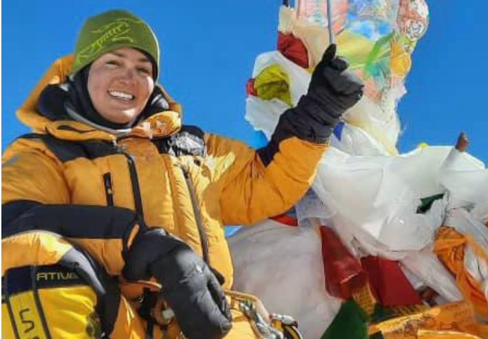 پیروزی افسانه حسامی فرد، بر یکی از مرگبارترین قله های جهان